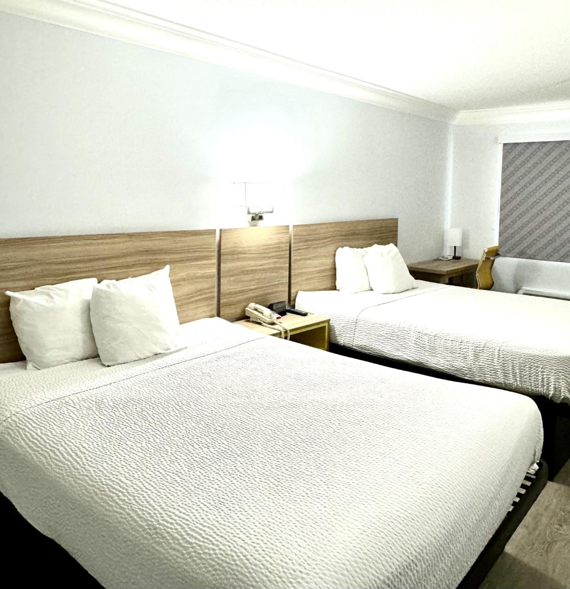 Days Inn By Wyndham Near City Of Hope Duarte Экстерьер фото
